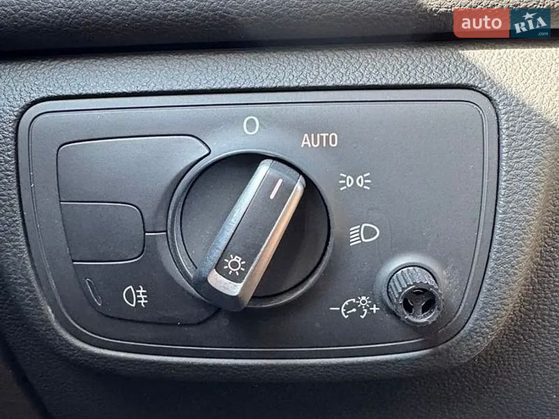 Седан Audi A6 2012 в Луцке