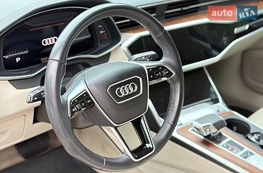 Седан Audi A6 2022 в Киеве