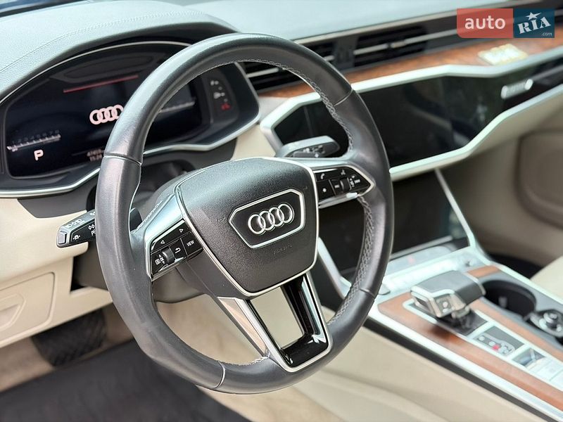 Седан Audi A6 2022 в Киеве