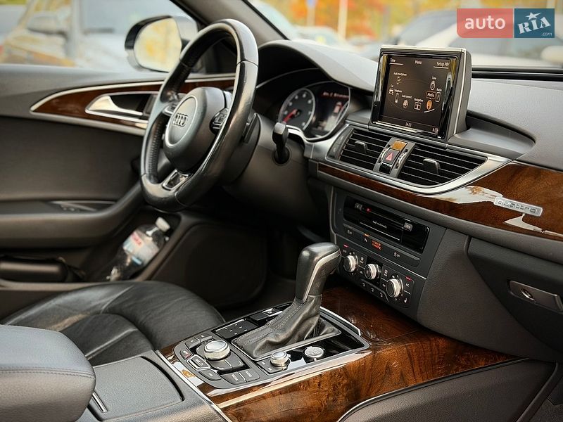 Седан Audi A6 2015 в Киеве