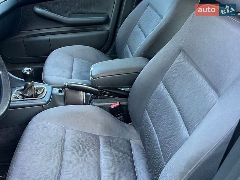 Седан Audi A6 1998 в Прилуках