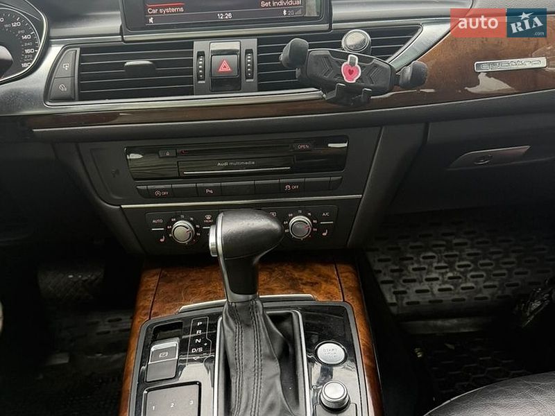 Седан Audi A6 2014 в Ровно