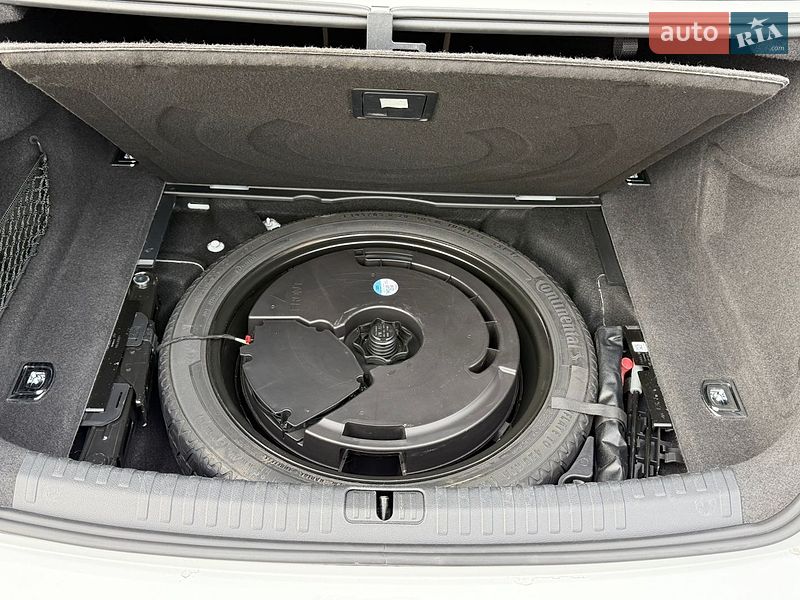 Седан Audi A6 2019 в Дніпрі