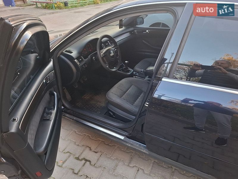Седан Audi A6 1998 в Сумах