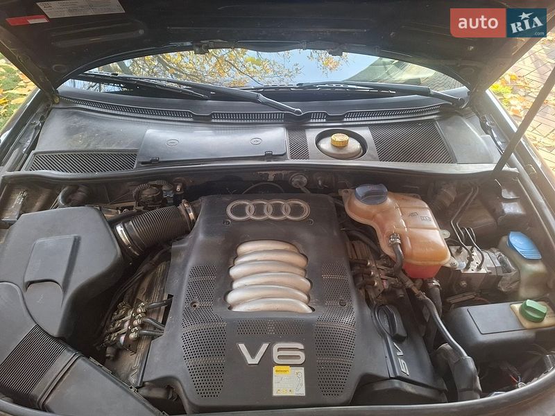 Седан Audi A6 1998 в Сумах