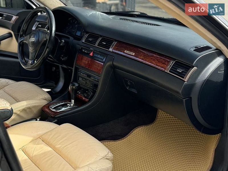Седан Audi A6 2000 в Яремче