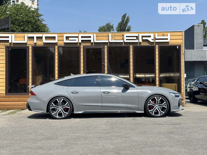 Лифтбек Audi A7 Sportback 2018 в Киеве