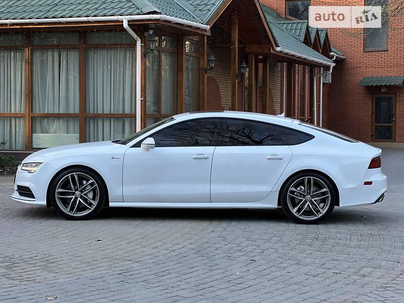 Лифтбек Audi A7 Sportback 2015 в Виннице
