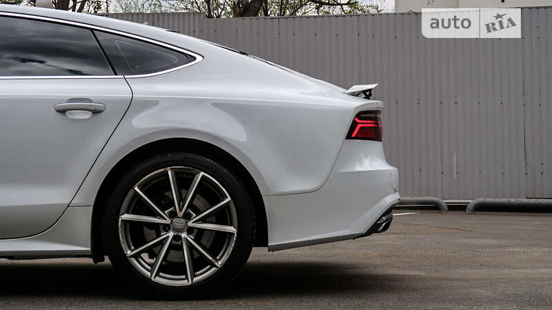 Лифтбек Audi A7 Sportback 2014 в Киеве