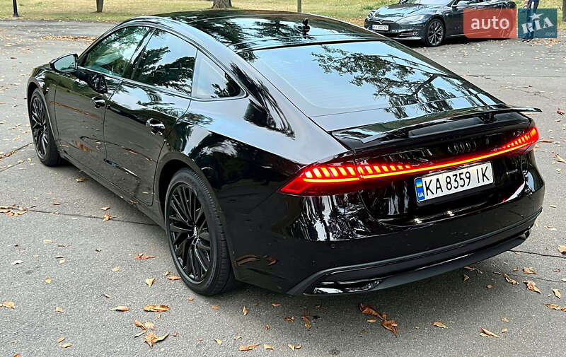 Лифтбек Audi A7 Sportback 2018 в Киеве