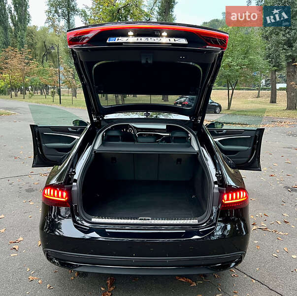 Лифтбек Audi A7 Sportback 2018 в Киеве