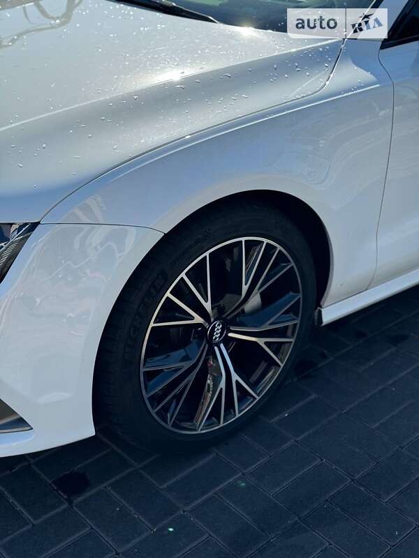 Лифтбек Audi A7 Sportback 2015 в Киеве