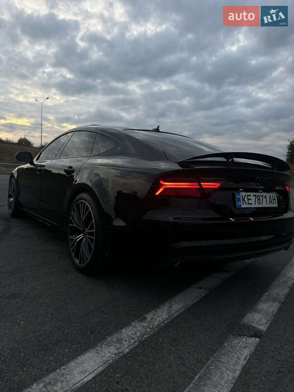 Лифтбек Audi A7 Sportback 2016 в Днепре