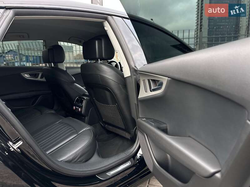 Лифтбек Audi A7 Sportback 2013 в Киеве