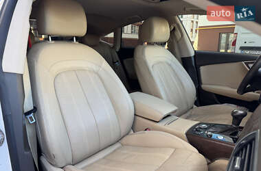 Лифтбек Audi A7 Sportback 2011 в 