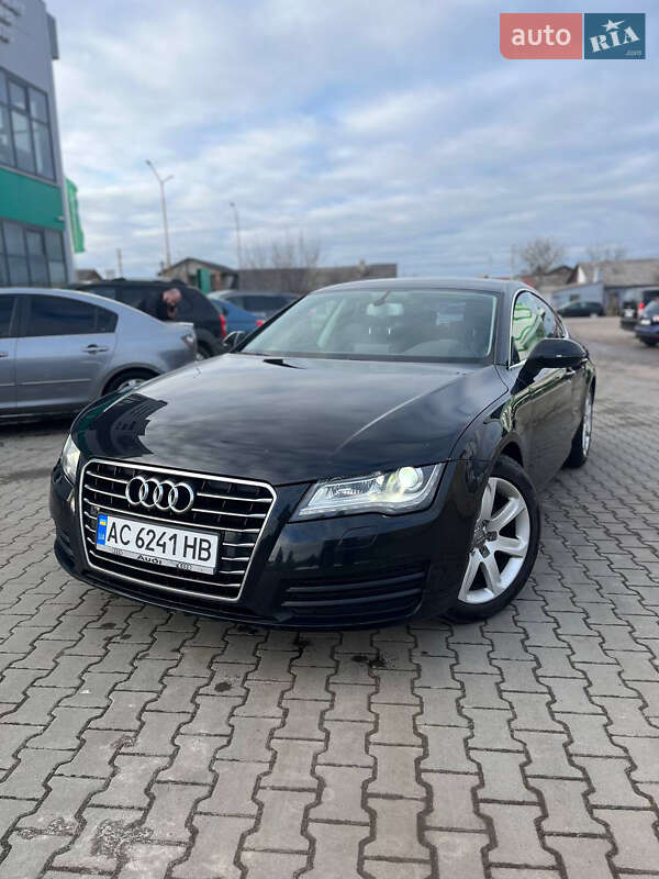 Лифтбек Audi A7 Sportback 2011 в 