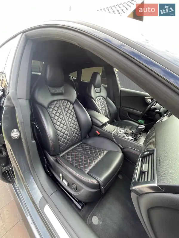 Лифтбек Audi A7 Sportback 2015 в 