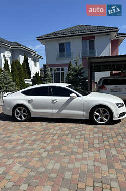 Лифтбек Audi A7 Sportback 2012 в 