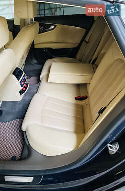 Лифтбек Audi A7 Sportback 2013 в 