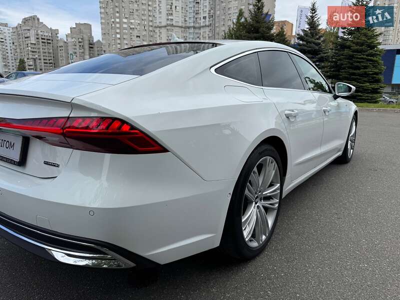 Лифтбек Audi A7 Sportback 2021 в Киеве