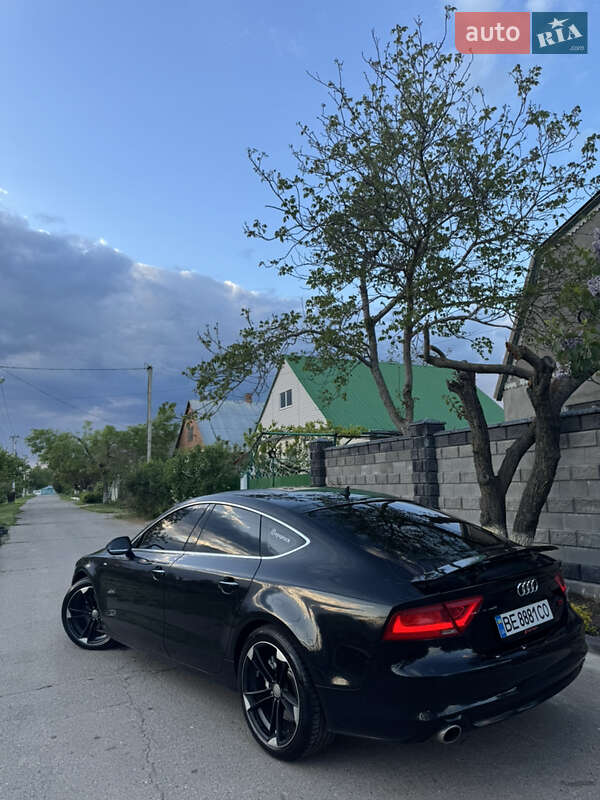 Лифтбек Audi A7 Sportback 2011 в 