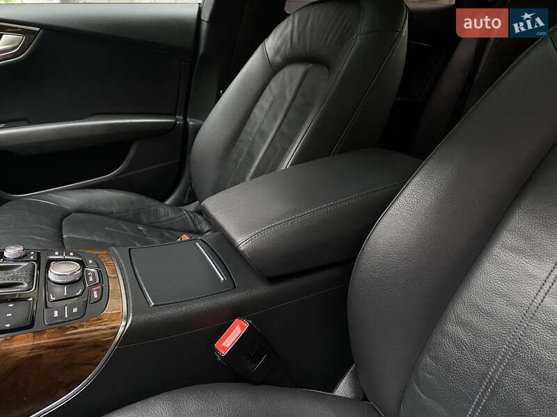 Лифтбек Audi A7 Sportback 2013 в Хмельницком