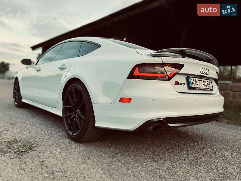 Лифтбек Audi A7 Sportback 2013 в 
