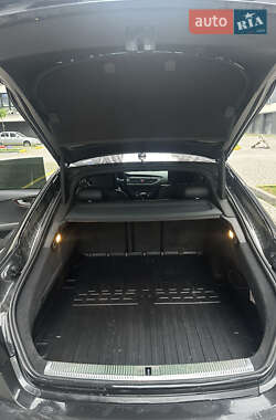 Лифтбек Audi A7 Sportback 2012 в 
