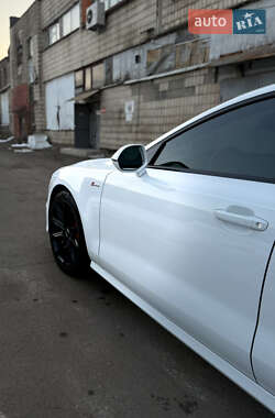 Лифтбек Audi A7 Sportback 2016 в 