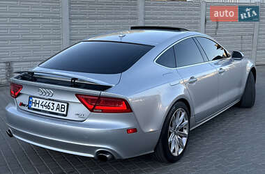 Лифтбек Audi A7 Sportback 2012 в 