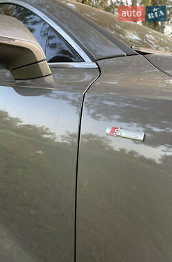 Лифтбек Audi A7 Sportback 2011 в 