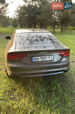 Лифтбек Audi A7 Sportback 2011 в 