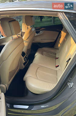 Лифтбек Audi A7 Sportback 2011 в 