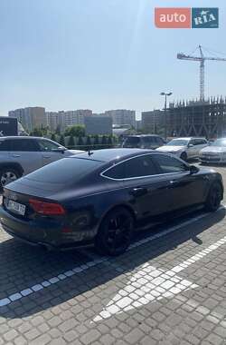 Лифтбек Audi A7 Sportback 2013 в 