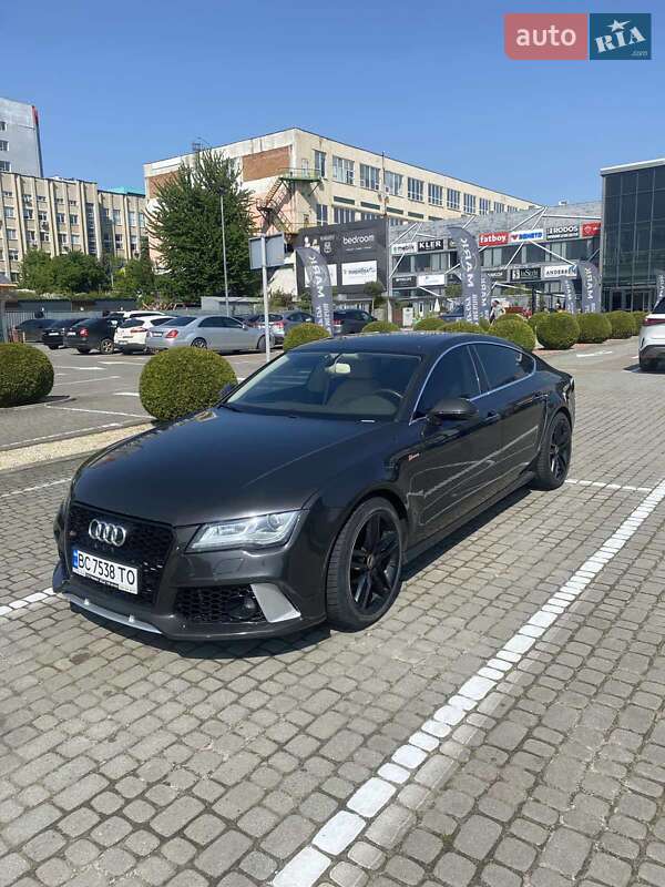 Лифтбек Audi A7 Sportback 2013 в 