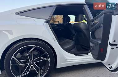Лифтбек Audi A7 Sportback 2018 в 