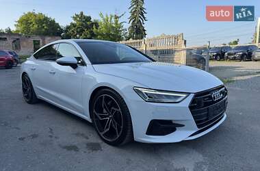 Лифтбек Audi A7 Sportback 2018 в 