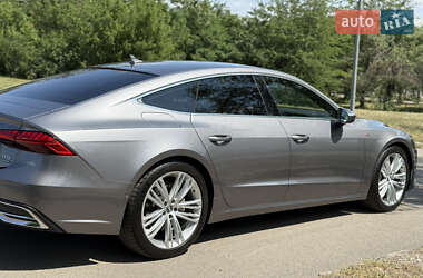 Лифтбек Audi A7 Sportback 2018 в 