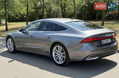 Лифтбек Audi A7 Sportback 2018 в 