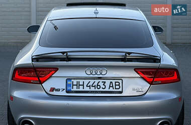 Лифтбек Audi A7 Sportback 2012 в 