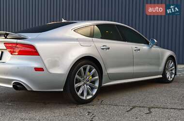 Лифтбек Audi A7 Sportback 2012 в 