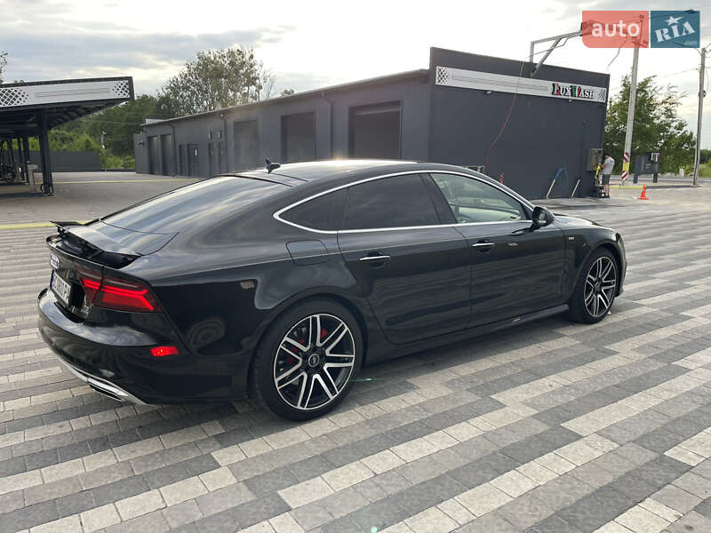 Лифтбек Audi A7 Sportback 2015 в Львове