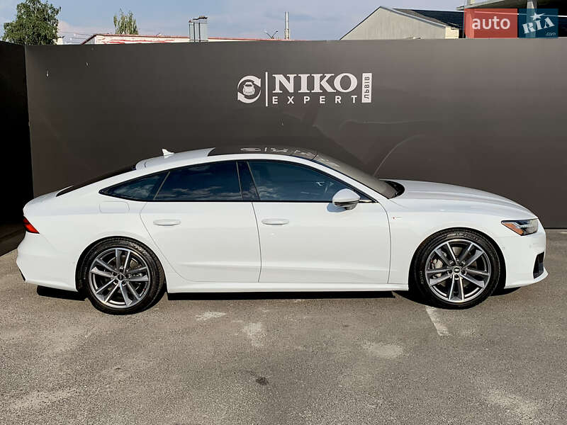 Лифтбек Audi A7 Sportback 2021 в Львове