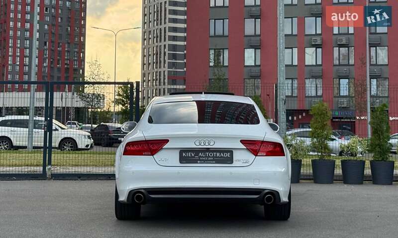 Лифтбек Audi A7 Sportback 2014 в Киеве