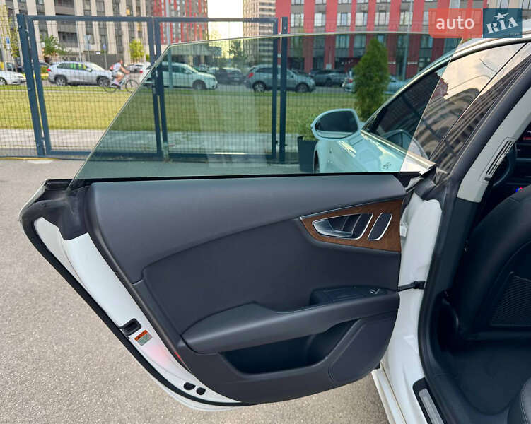 Лифтбек Audi A7 Sportback 2014 в Киеве