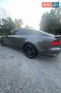 Лифтбек Audi A7 Sportback 2012 в 