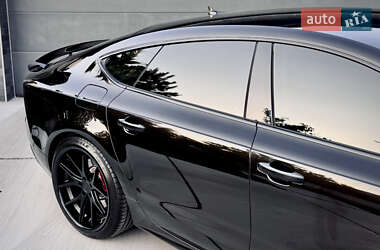 Ліфтбек Audi A7 Sportback 2011 в 