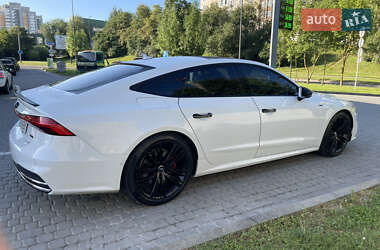 Лифтбек Audi A7 Sportback 2018 в 