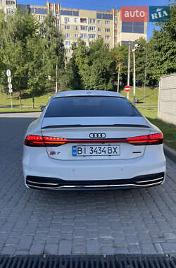 Лифтбек Audi A7 Sportback 2018 в 