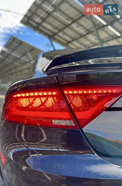 Лифтбек Audi A7 Sportback 2011 в 